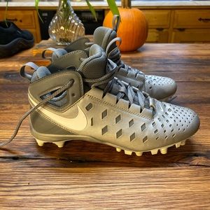 Nike huarache lacrosse silver cleats 4.5 Youth